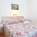 Holiday Home Sansevic